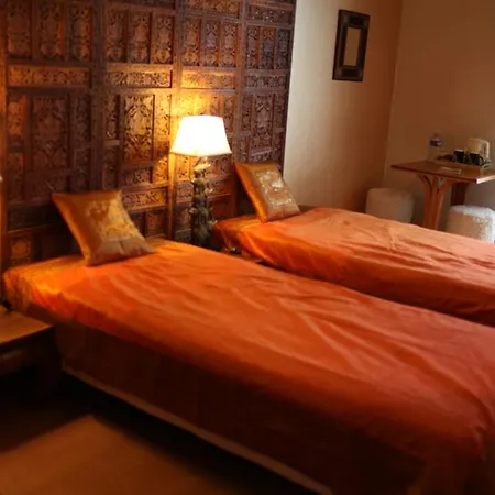 Alojamento de Acomodação e Pequeno-almoço D'hotes Shanvali *