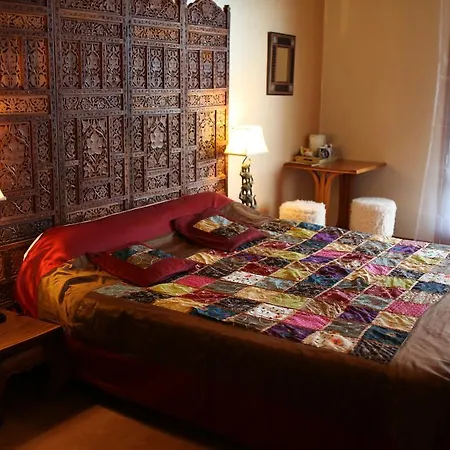 Alojamento de Acomodação e Pequeno-almoço D'hotes Shanvali Jouy-sur-Eure